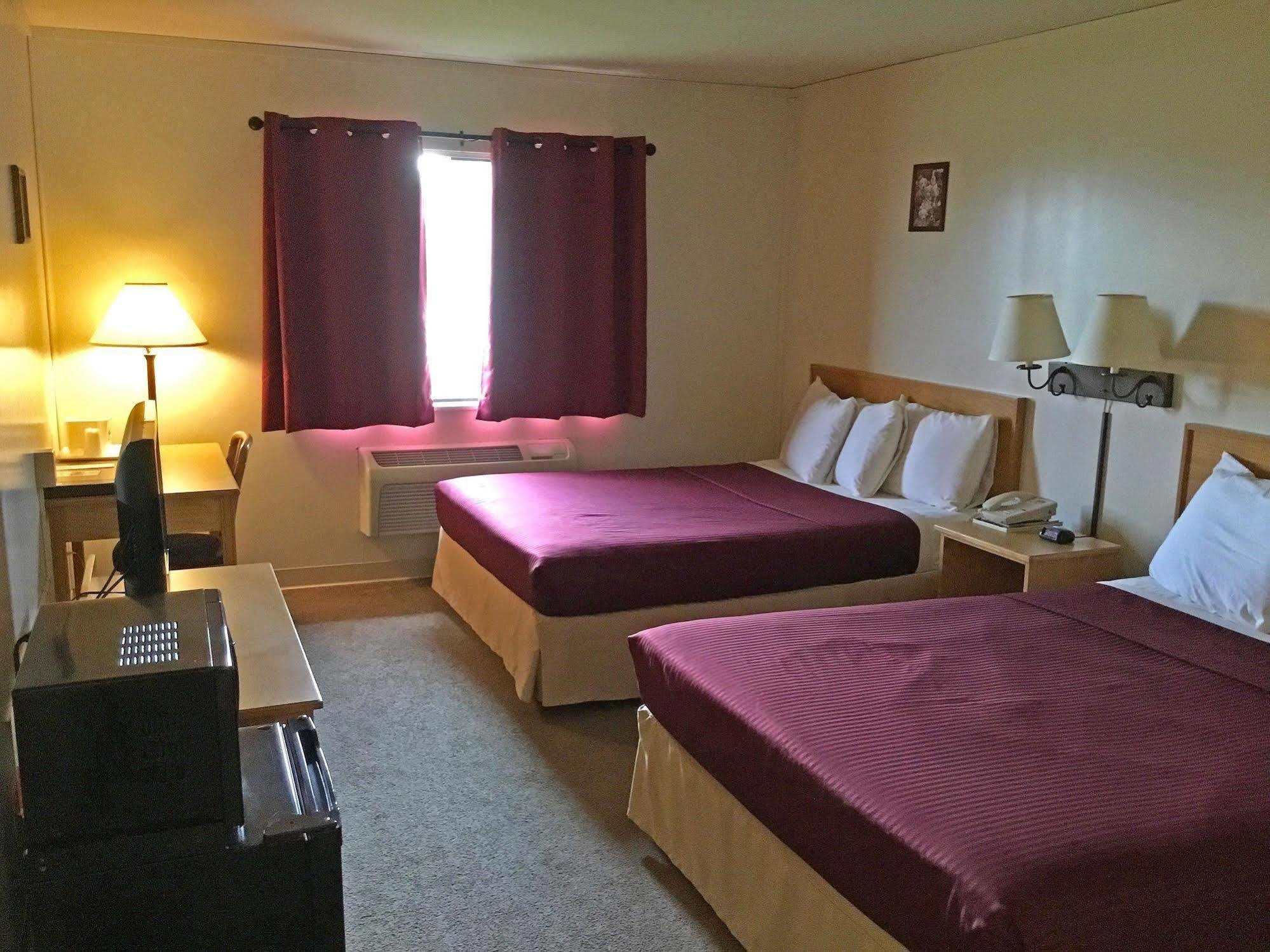 Simple Rewards Inn Shelbina Kültér fotó