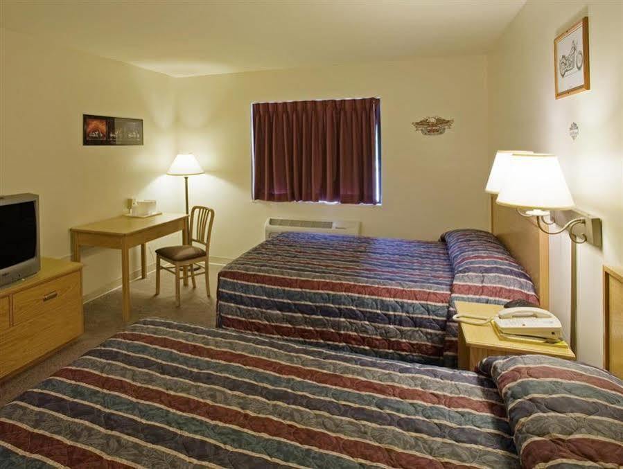 Simple Rewards Inn Shelbina Kültér fotó